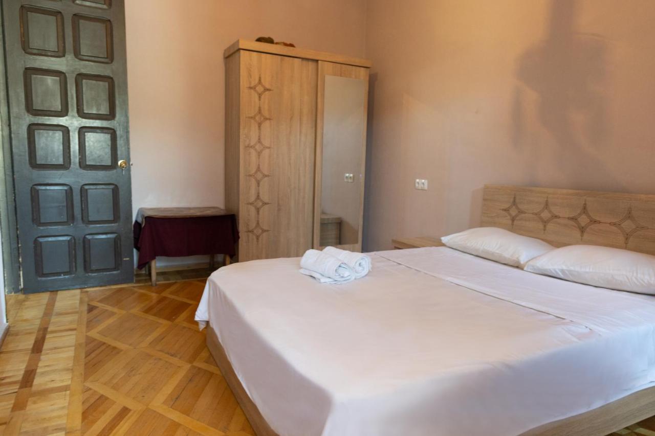 Hotel Wine House à Tbilissi Extérieur photo