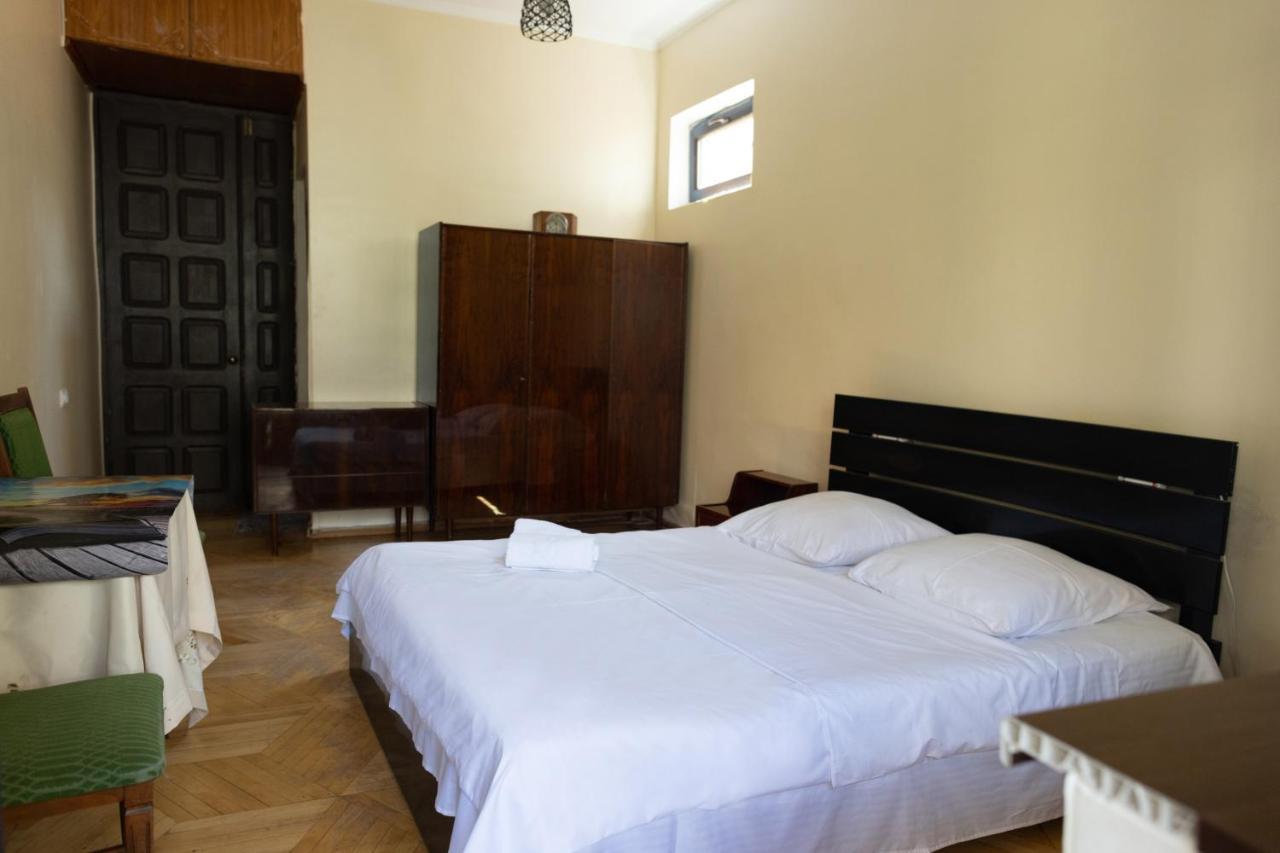 Hotel Wine House à Tbilissi Extérieur photo