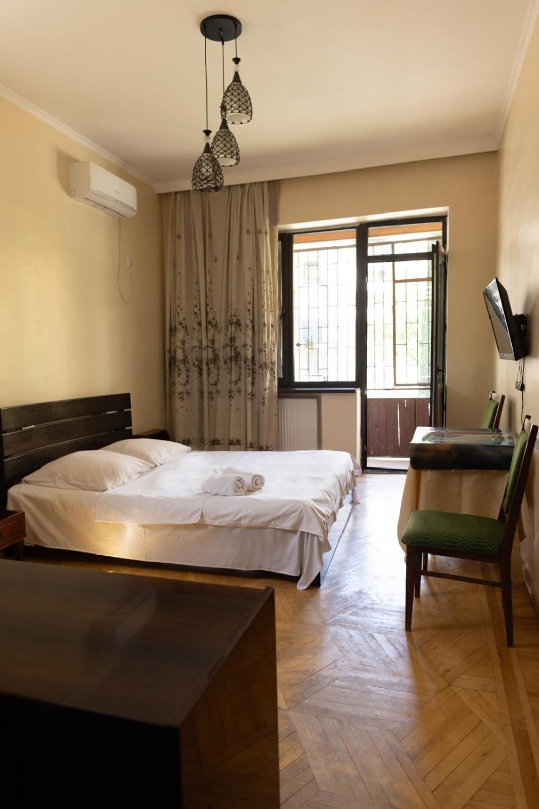 Hotel Wine House à Tbilissi Extérieur photo