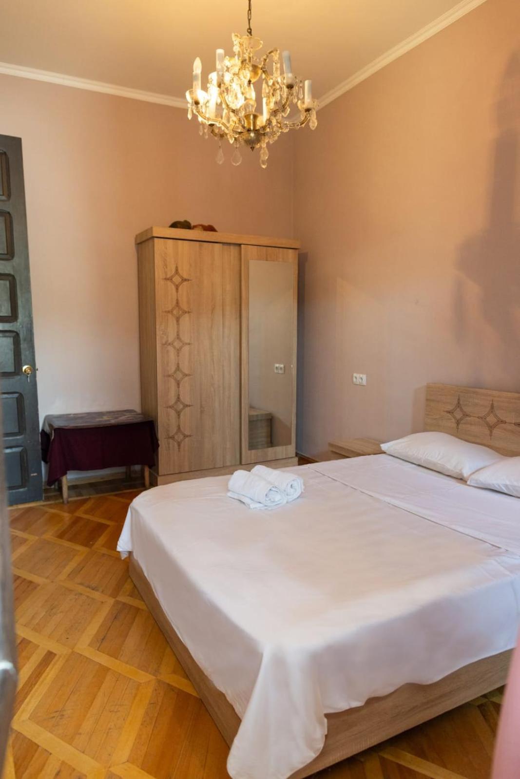 Hotel Wine House à Tbilissi Extérieur photo